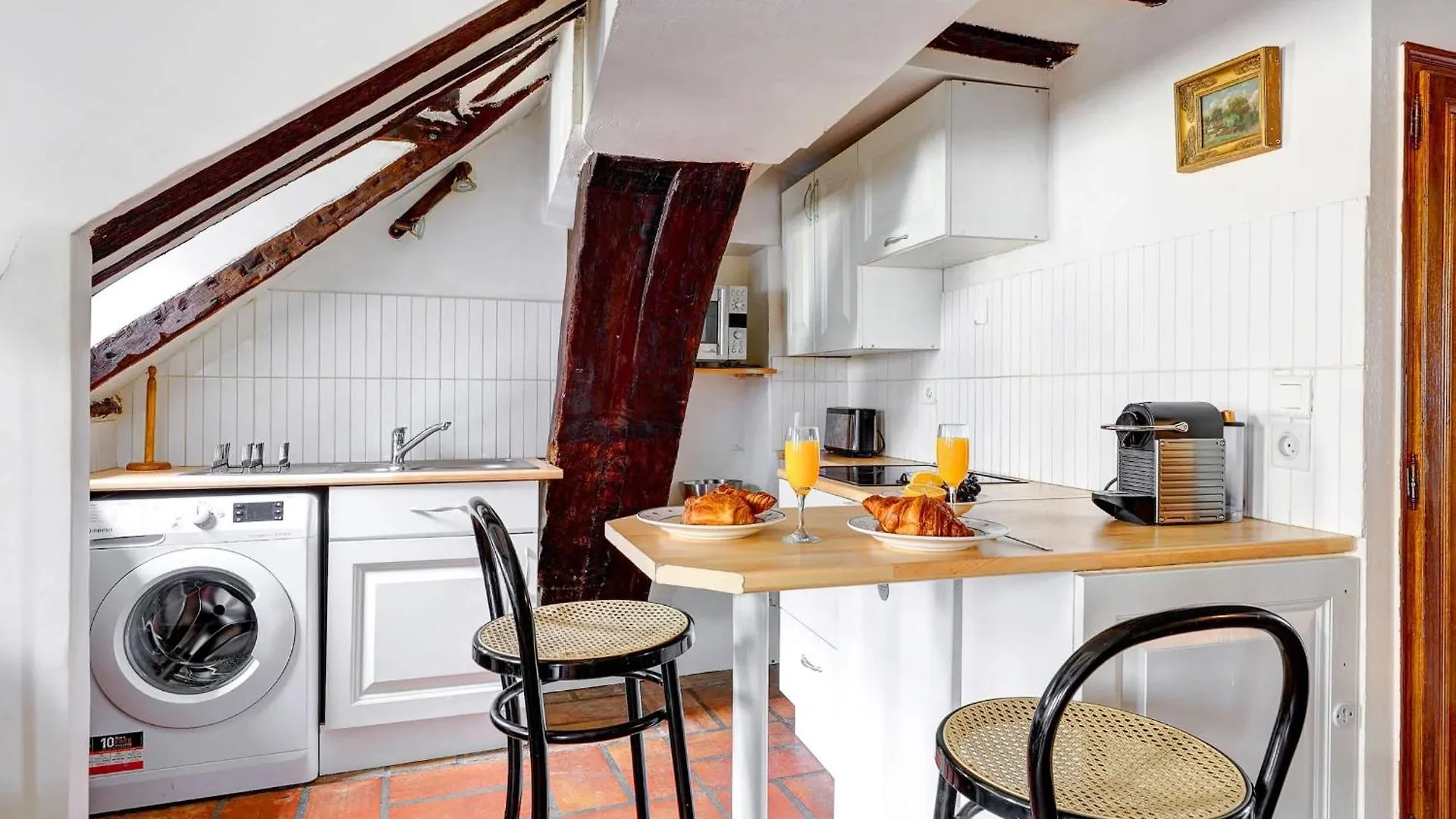 Ile Saint-Louis - 2Br - Cityapartmentstay Paris 0*,  Fransa