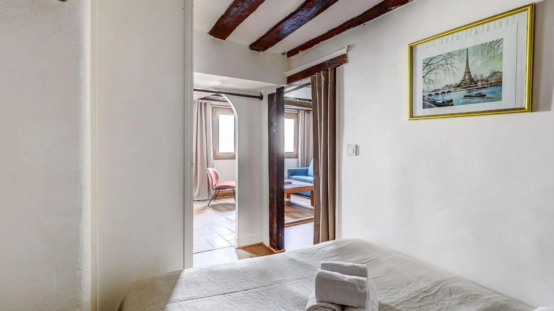 Ile Saint-Louis - 2Br - Cityapartmentstay Paris