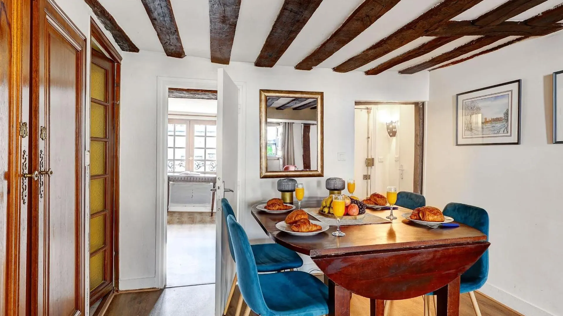 Ile Saint-Louis - 2Br - Cityapartmentstay Paris 0*,  Fransa