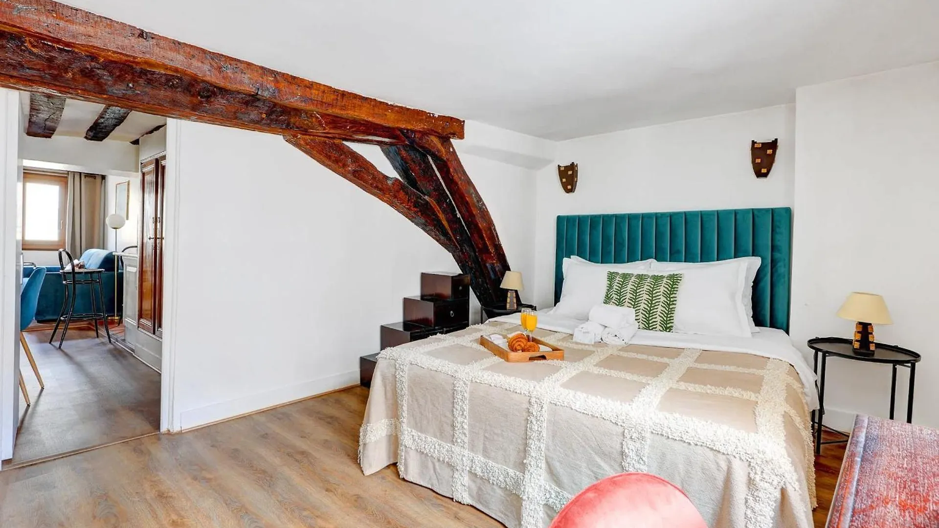 Ile Saint-Louis - 2Br - Cityapartmentstay Paris Fransa