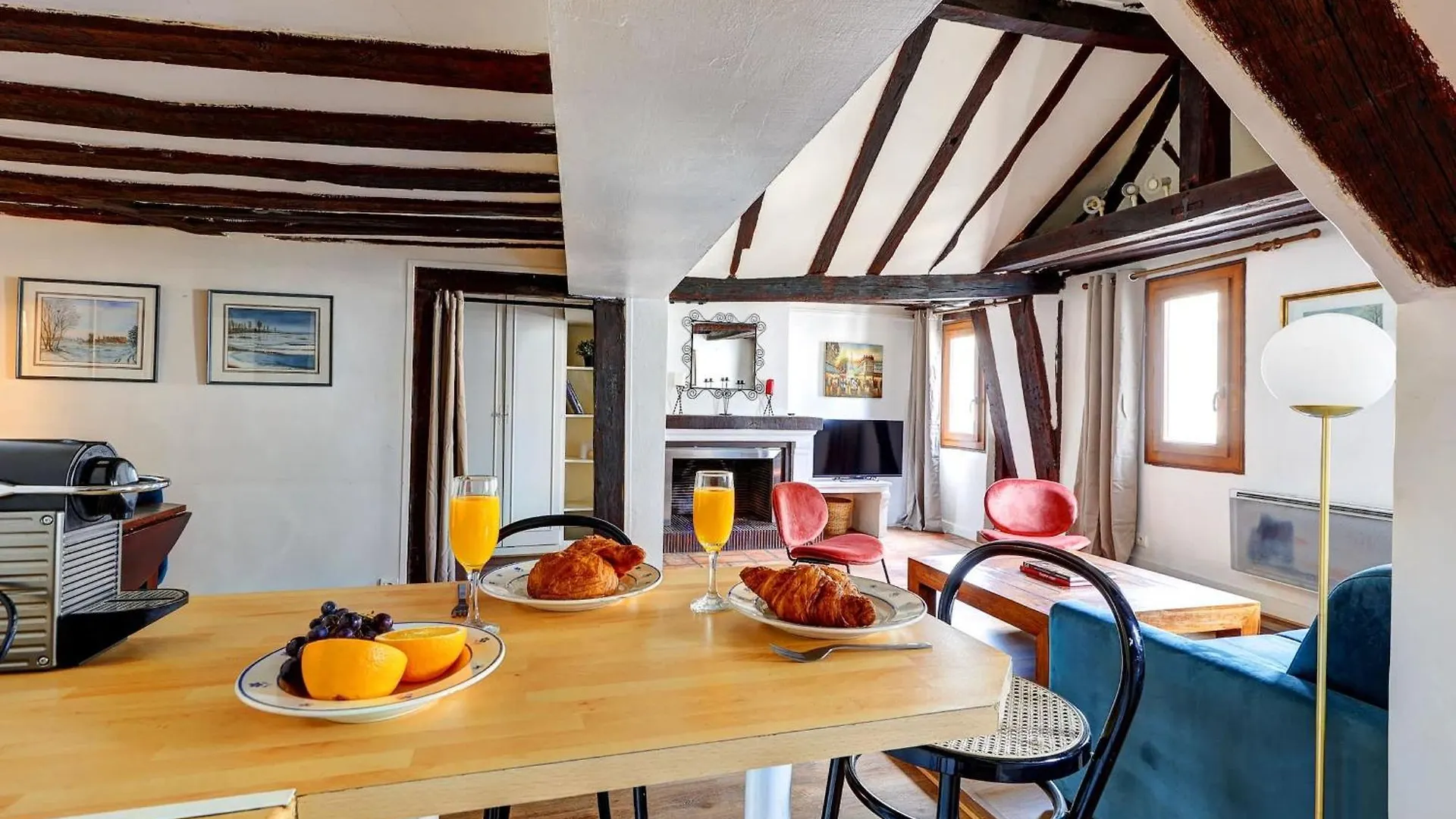 Ile Saint-Louis - 2Br - Cityapartmentstay Paris 0*,